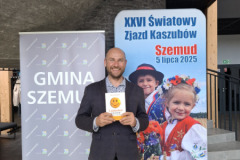 "Z uśmiechem Ci do twarzy, dobry humor to lepsze życie." - Spotkanie autorskie Jacek Łapiński - 07.05.2025 r.