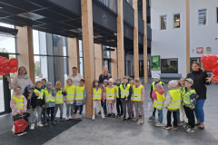 Rozpoczynamy Czytelniczą Podróż Grupa Smerfy z ZSP w Szemudzie - 22.05.2025 r.